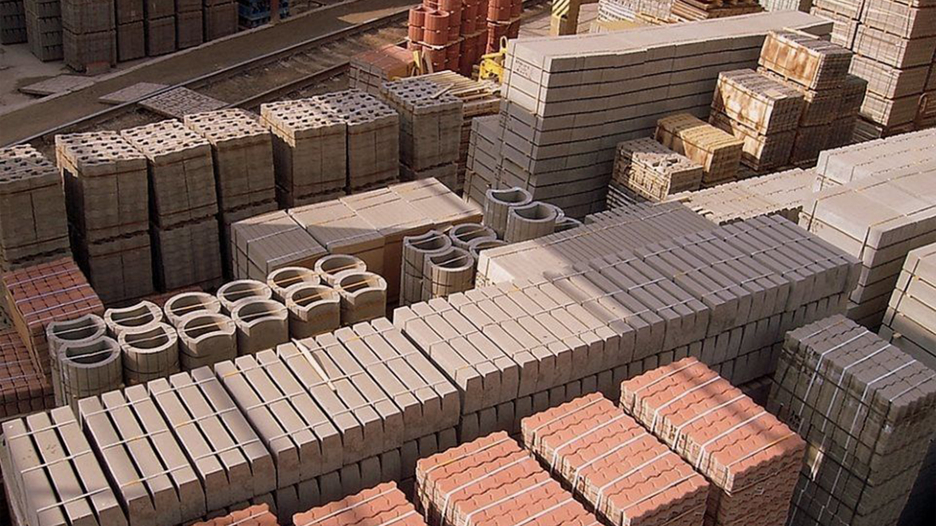 We connect sellers and buyers in the construction materials market
